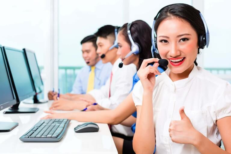What is the communication process between CreaThink Solutions and its clients
