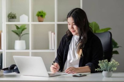 Virtual assistant for e-commerce brands